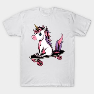 Skateboarder Unicorn Girl Woman Cute Skater Skate T-Shirt